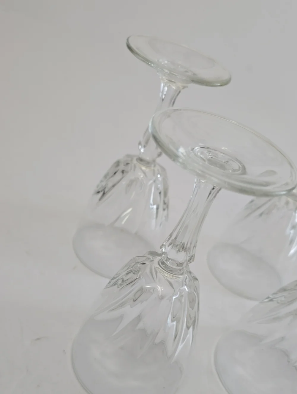 Vintage Cristal D'Arques Set Of 4 Durand Flamenco Flared Swirl Wine Glasses